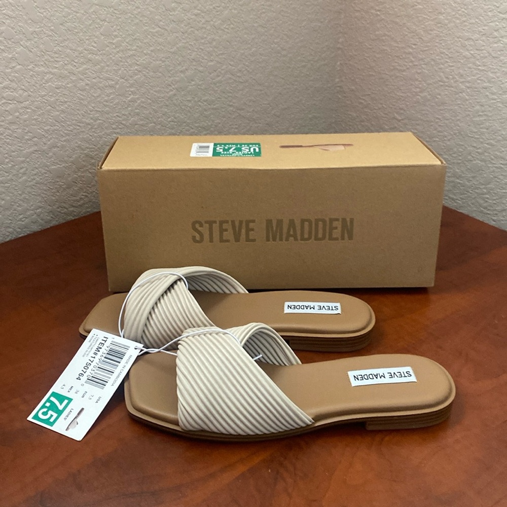 Steve Madden Ribbed Slide Flat Sandal Bone-Beige